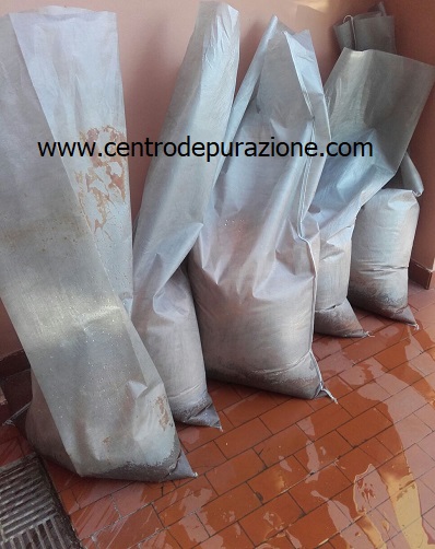 Sacchi drenanti Sacco drenante per fango di depurazione